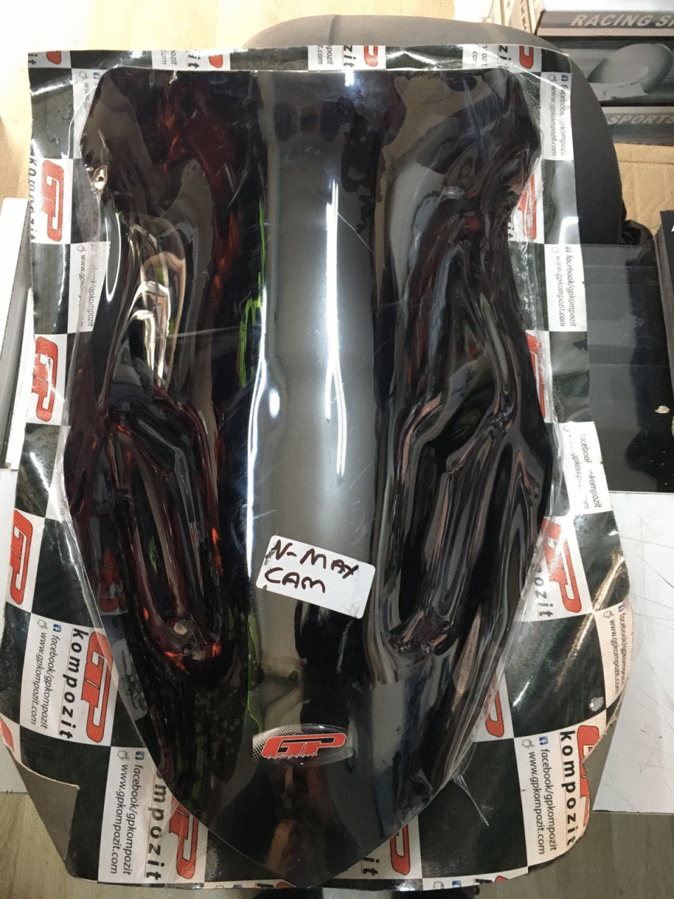 N Max 125-150 Ön Cam